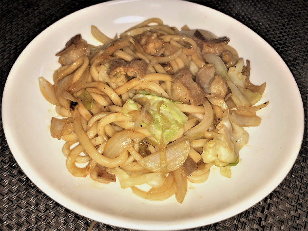 津山ホルモンうどん