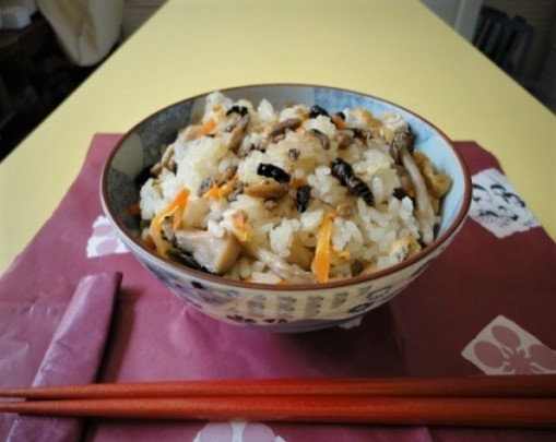 へぼ飯